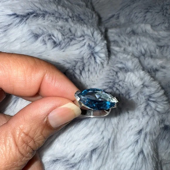 Elegant Marquise shaped Blue Stone Sterling Silver Ring approx 4 1/2-5 - Picture 6 of 13